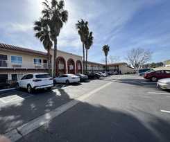 Casa Blanca Express and Suites Cypress Buena Park - Anaheim Area