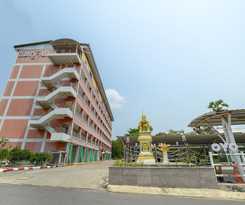 Hotel OYO 762 Chompoo