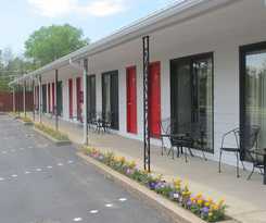 All Star Inn and Suites
