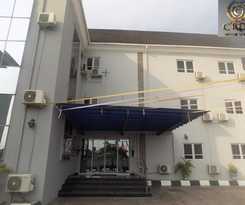 Hotel C\'rons and Suites