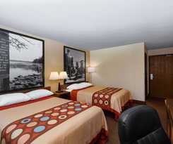 Hotel Super 8 by Wyndham Bemidji MN