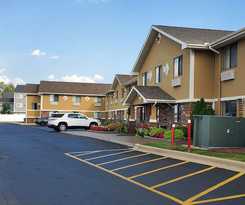 Super 8 by Wyndham Sterling Heights/Detroit Area