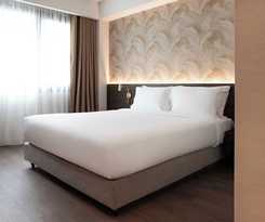 Luwian Athens Boutique