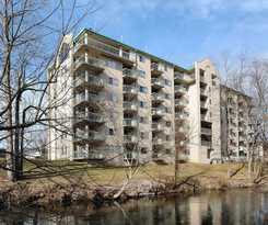 Hotel RIVER PLACE INN AND CONDOS