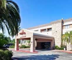Hotel Ramada By Wyndham Houston Intercontinental Airport South