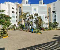 Hotel The Royal Shanza