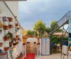  garden alis hotel