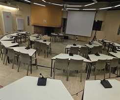 Hotel John Knox Center