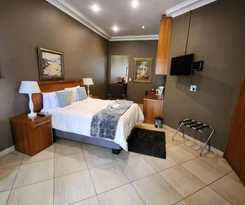  Casa Grande Guest Lodge