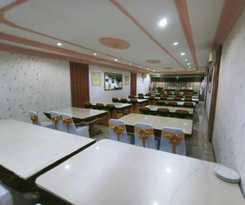 Hotel Capital O 94156 Gemudi Gold Islami