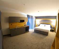  Roof 264 Hotel & Suites