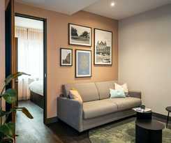 Hotel YAYS The Hague Willemspark by Numa