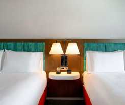 Hotel Hampton Inn & Suites Ottawa West, Ontario, Canada