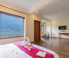  Kapalin Resorts Manali