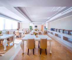 Hotel Vienna International Hubei Zhongxiang Zhongbai Square