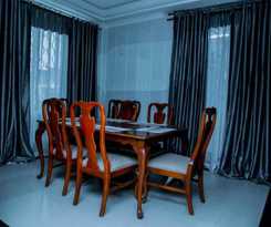  Lake Palace Apartments