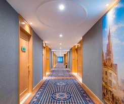 Hotel Vienna Lukou Airport