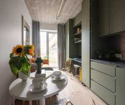  Campus House by Larsen