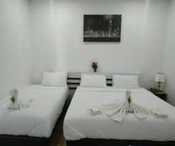 Hotel Bouasavan and Garden