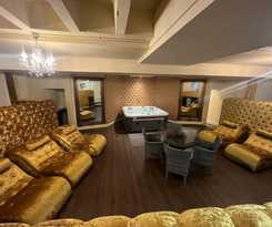  RainHill Hall Hotel & Spa