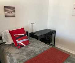 Hotel Sebastian Gardens Inn & Suites