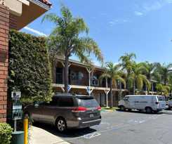 Hotel Studio 6 Suites Santa Ana, CA