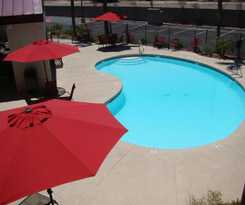 Hotel Ramada by Wyndham Tempe/At Arizona Mills Mall
