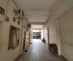 Hotel OYO 92637 Kost Arya Exclusive