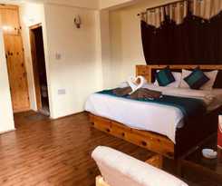 Hotel Nanda Cafe & Stay