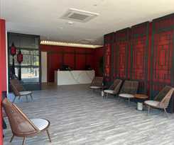 Hotel Roxy Siniawan