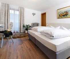  Hotel 17 Seen