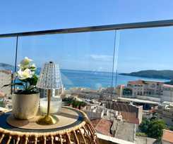  Luxury apartments by the sea