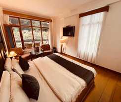 Hotel Nadi Kinare , Mall Road Manali - A Riverside Resort