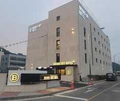  Mokpo Brown Dot Hotel Namak