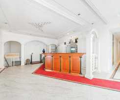 Hotel Self-Check-In Adlon