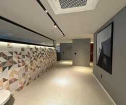 Hotel Golden Tower Express Na&ccedil;&otilde;es Unidas by F&ecirc;nix Hot&eacute;is