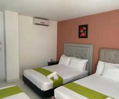 Hotel Olas Marinas Inn