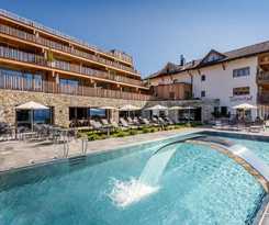 Hotel Tratterhof - Mountain Sky