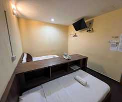 Hotel OYO 91040 Ezi Inn