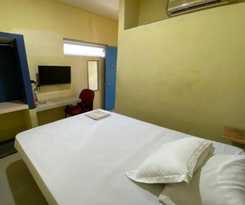 Hotel OYO 91340 Jenny Residence