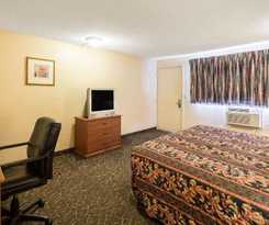 Hotel Rodeway Inn North Spokane