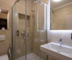 Hotel Nobel West