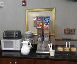 Hotel Oyster Point Inn & Suites