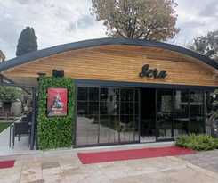  Vira Apart Suites