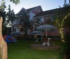 Hotel Lakeshore Bed and Breakfast