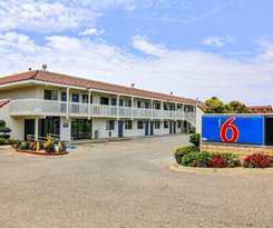 Hotel Motel 6-Lompoc, CA