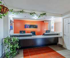 Hotel Motel 6-Martinsburg, WV