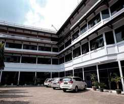 Hotel RedDoorz @ Cempaka Putih Jambi