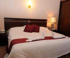 Hotel Safir فندق السفير