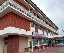 Hotel Super OYO 90464 Borneo Suites